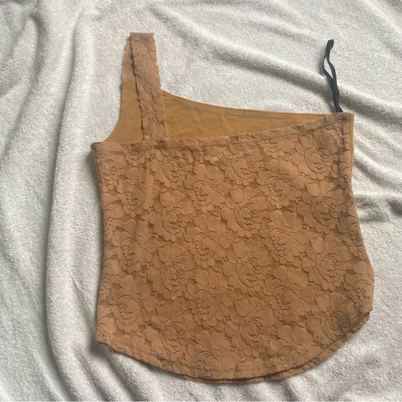 nude one shoulder lace crop top - Picture 3 of 6